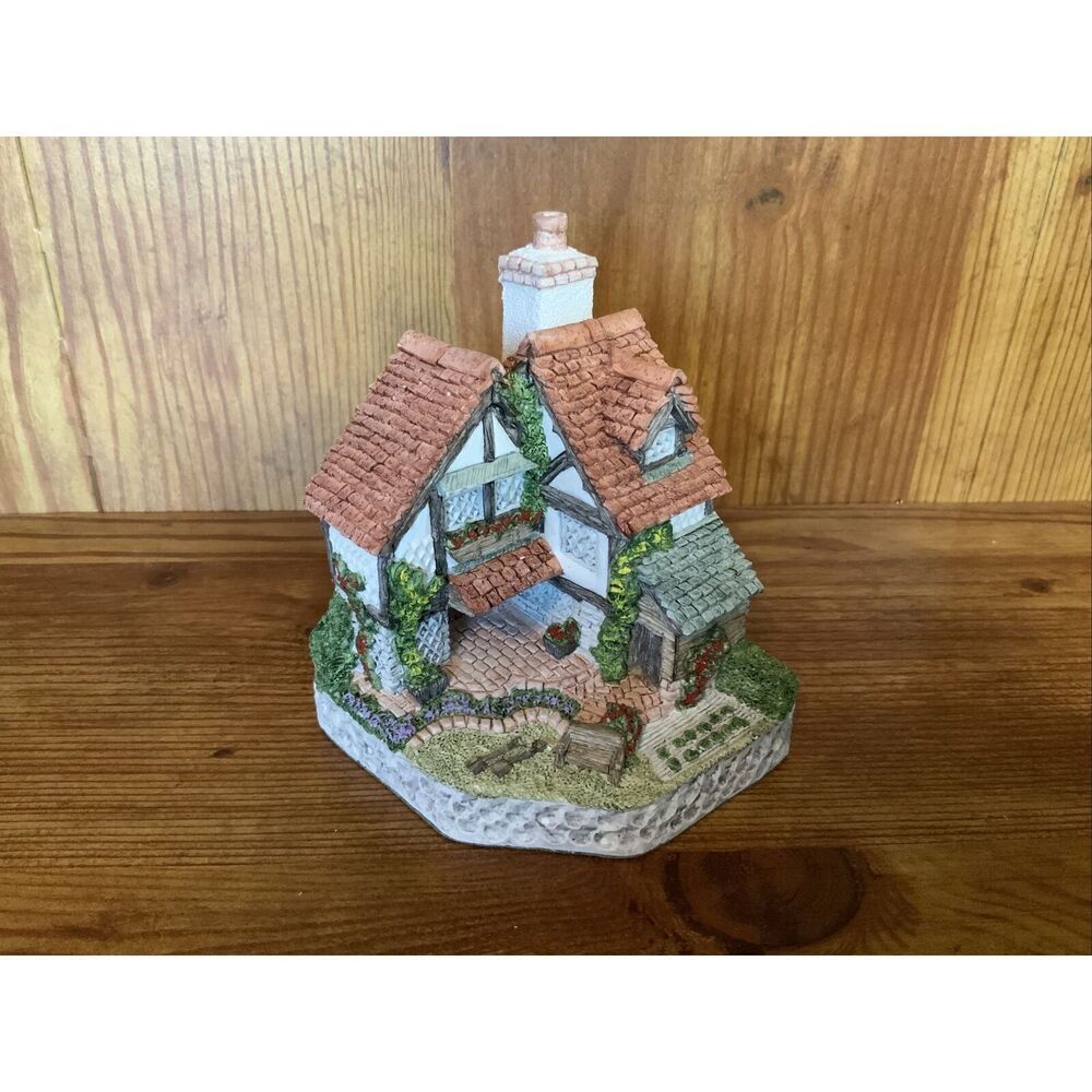 David Winter Cottages 1995 GARDENERS COTTAGE Collectors Guild Members Box